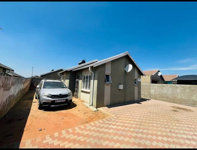 2 BEDROOM HOUSE FOR SALE IN WINDMILL PARK